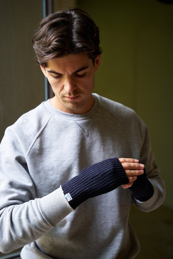 Merz b. unisex gloves Schwanen - Gloves | M11 Shop