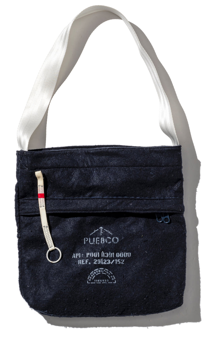 Borsa a tracolla in coperta di lana Edizione limitata Puebco - Bags and Leather Goods | M11 Shop