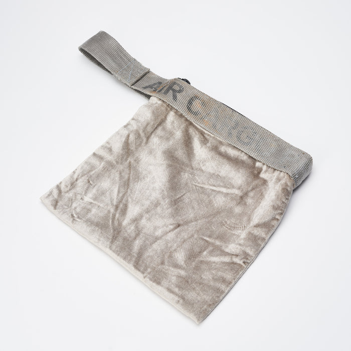 Borsa a mano in velluto Puebco - Borse e Pelletteria | M11 Shop