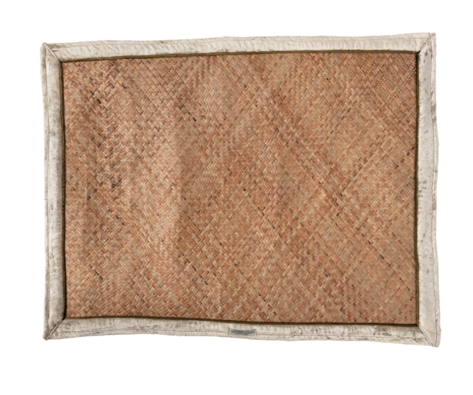 Tappetino intrecciato a mano argento Puebco | M11 Shop