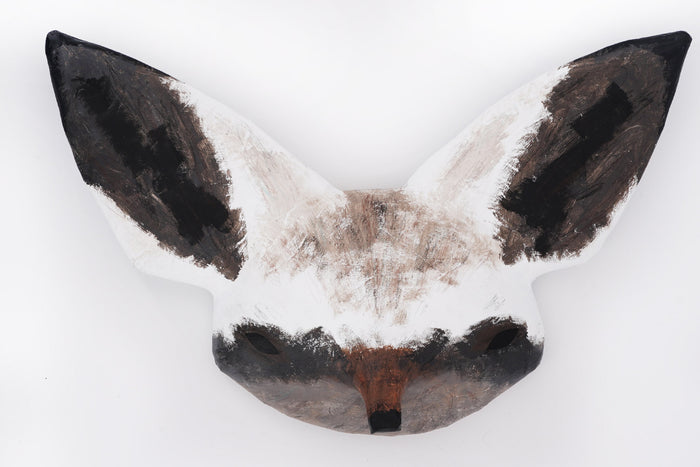 Scultura in cartapesta Volpe dalle orecchie di pipistrello Abigail Brown | M11 Shop