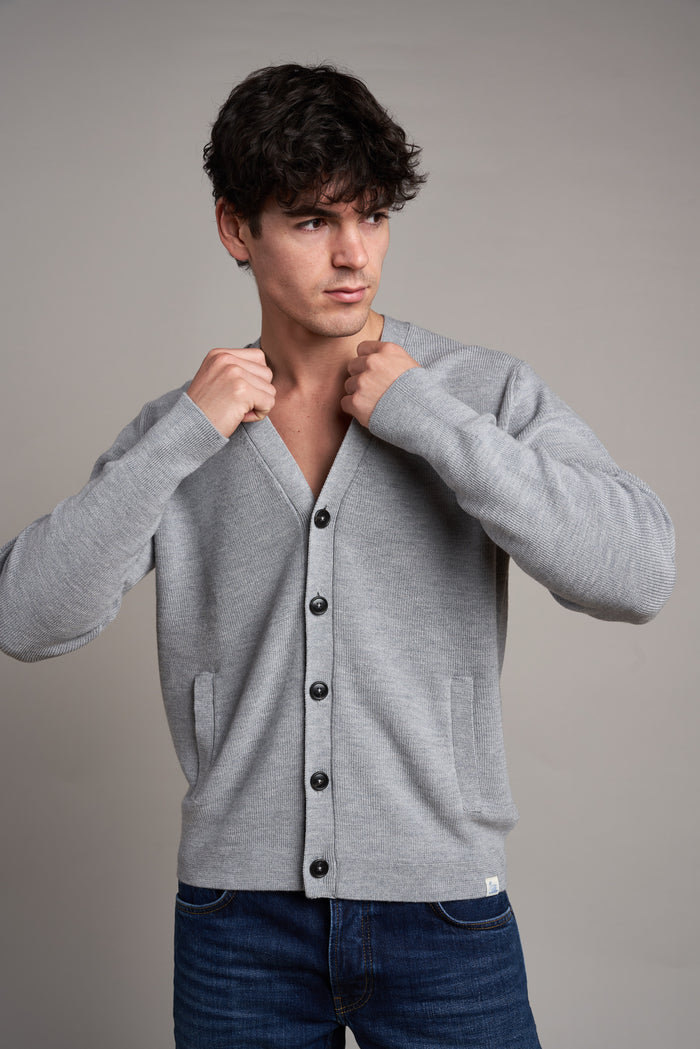 Good Basics men's cardigan Merz b. Schwanen | M11 Shop