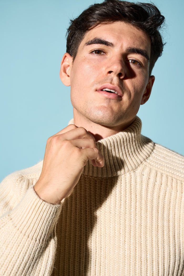 Roni Edwin Turtleneck Sweater | M11 Shop