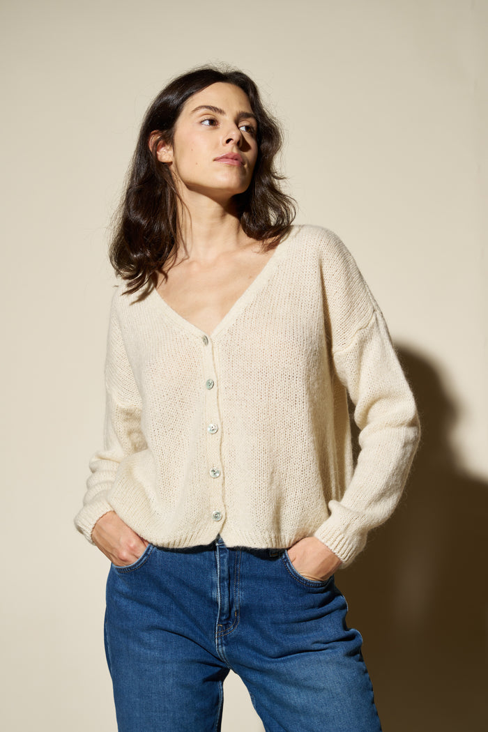 Cardigan Melinda corto con bottoni Colorine | M11 Shop