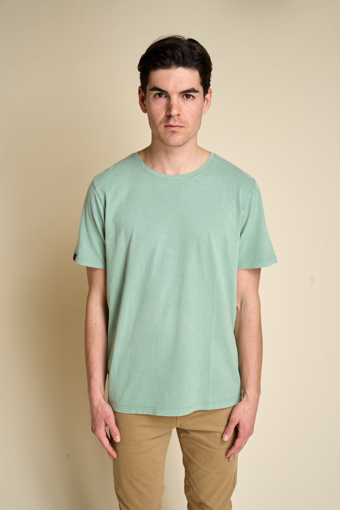 Essential Superdry classic t-shirt | M11 Shop