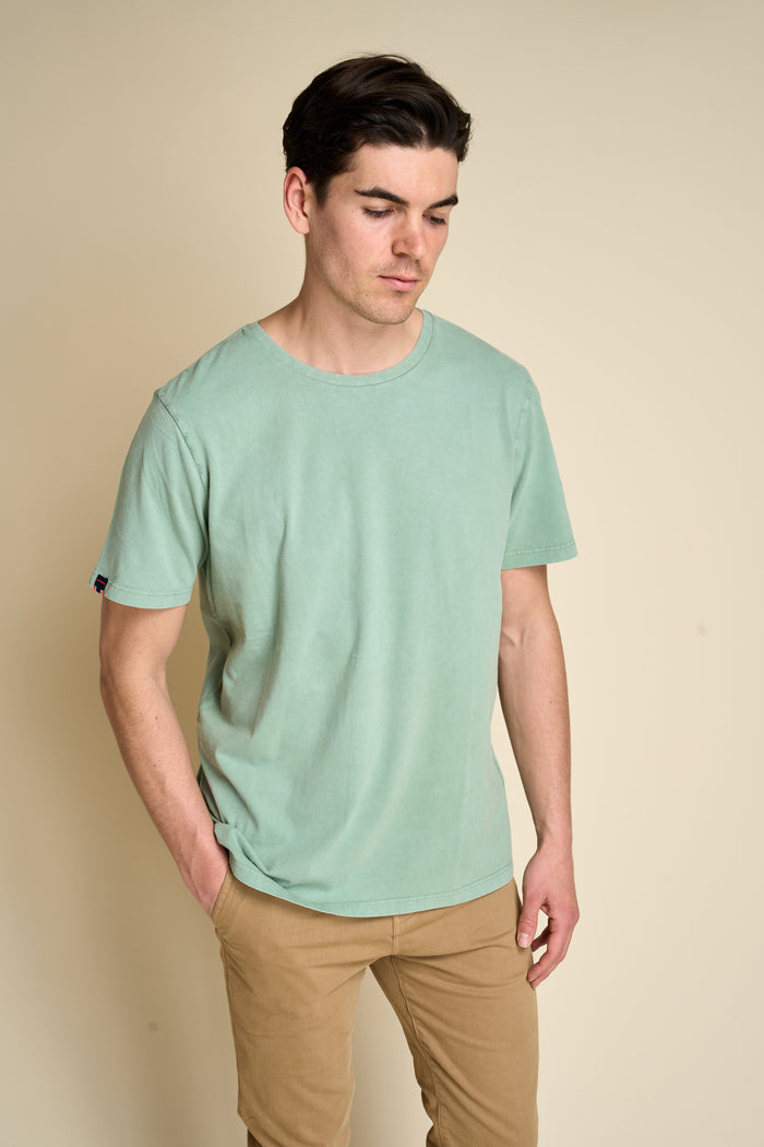 Essential Superdry classic t-shirt | M11 Shop