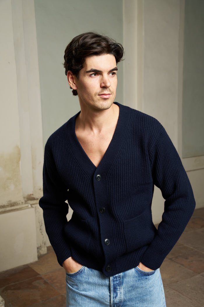 Cardigan in lana merino misto cashmere Merz b. Schwanen | M11 Shop