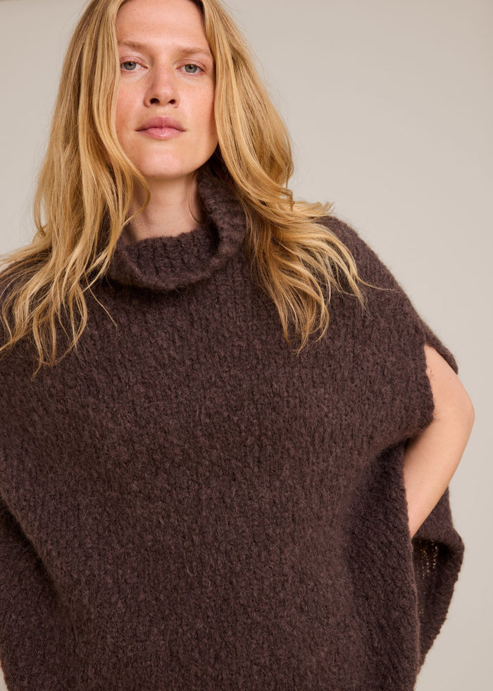Poncho in alpaca Paz Sibinlinnebjerg | M11 Shop