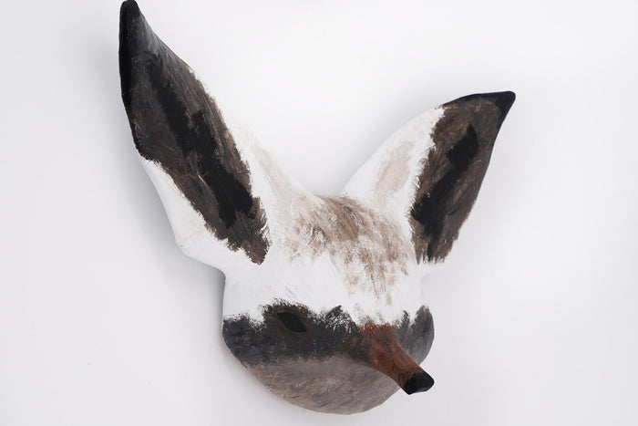 Scultura in cartapesta Volpe dalle orecchie di pipistrello Abigail Brown | M11 Shop