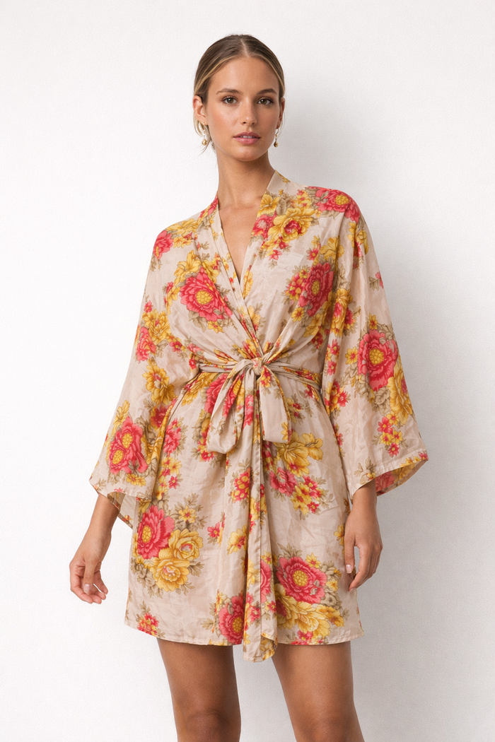 Abbigliamento e Accessori Donna: Scopri Stile e Tendenze Abbigliamento e Accessori Donna: Scopri Stile e Tendenze