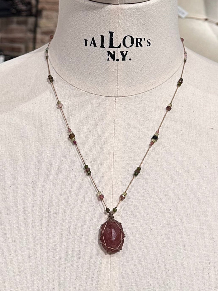 Sophia Ilyoucha semiprecious stone necklace | M11 Shop