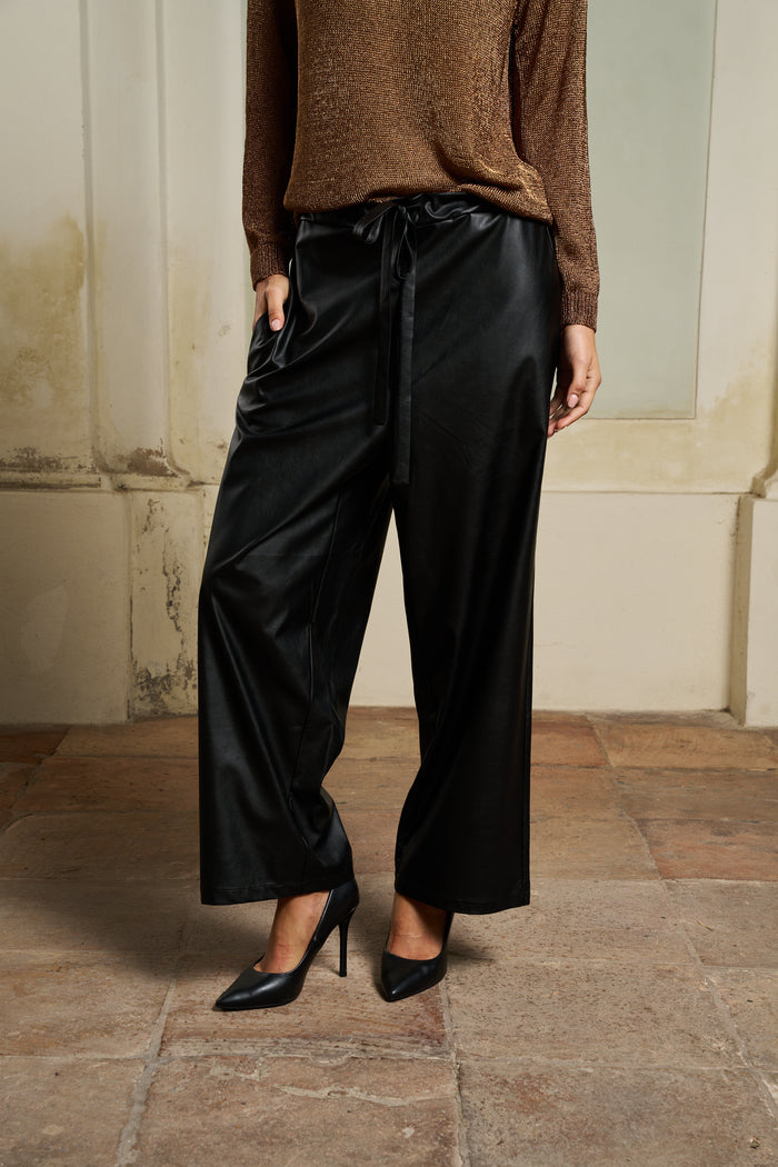 Pantaloni in ecopelle edizione limitata M11Shop | M11 Shop