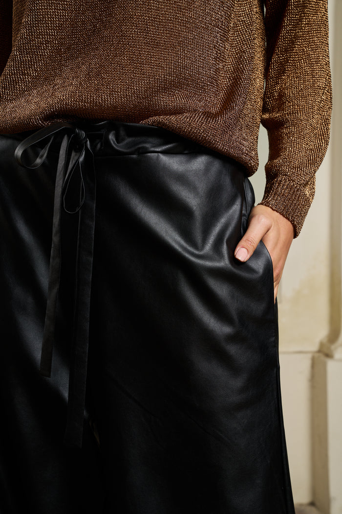 Pantaloni in ecopelle edizione limitata M11Shop | M11 Shop