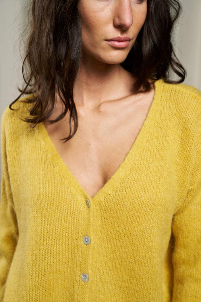 Cardigan Melinda corto con bottoni Colorine | M11 Shop