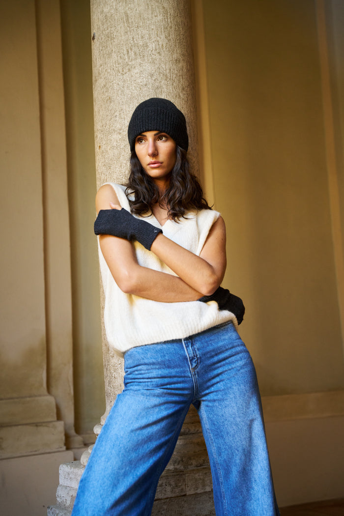 Beretto con risvolto a coste 100% cashmere Palme | M11 Shop