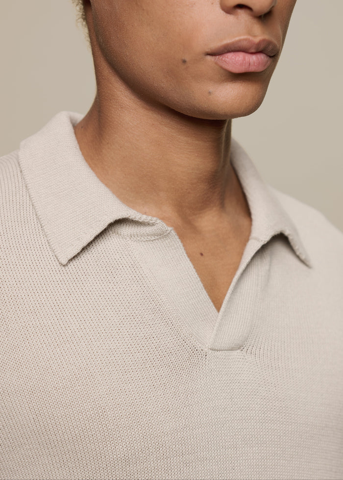 Polo a V a maniche corte 100% cotone organico Merz b. Schwanen | M11 Shop