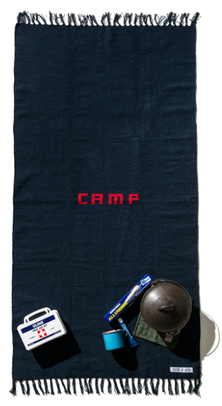 Tappeto Camp realizzato a mano con filato reciclato Puebco | M11 Shop