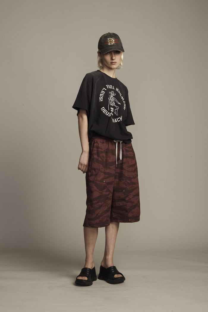 Focustra Deus Ex Machina Short-Sleeved Sweatshirt | M11 Shop