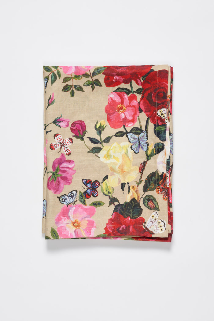 Tablecloth with roses by N. Lété Avenida Home | M11 Shop