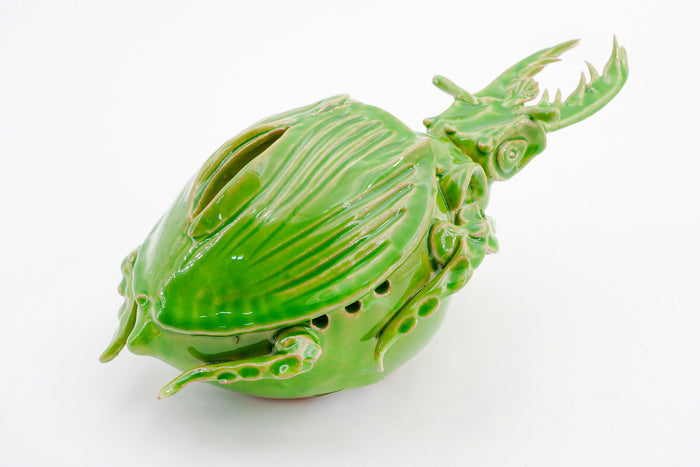 Small green ceramic beetle by Enza Fasano | M11 Shop