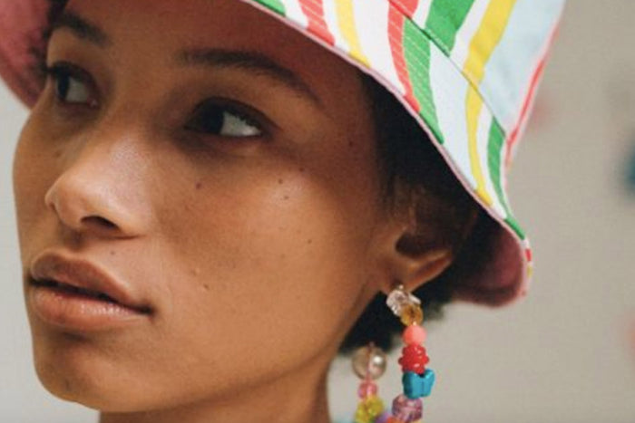 Orecchini a cerchio Joyful medium con perline Susan Alexandra | M11 Shop