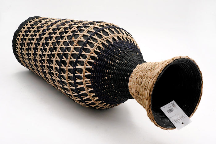 Black woven vase 32 Bazar de Luxe | M11 Shop