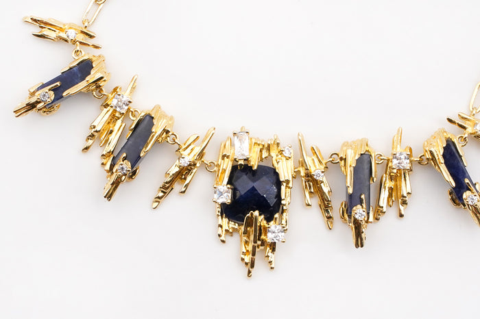 Collana con sasso d'oro e sodalite Tresor Mineral Les Nereides | M11 Shop